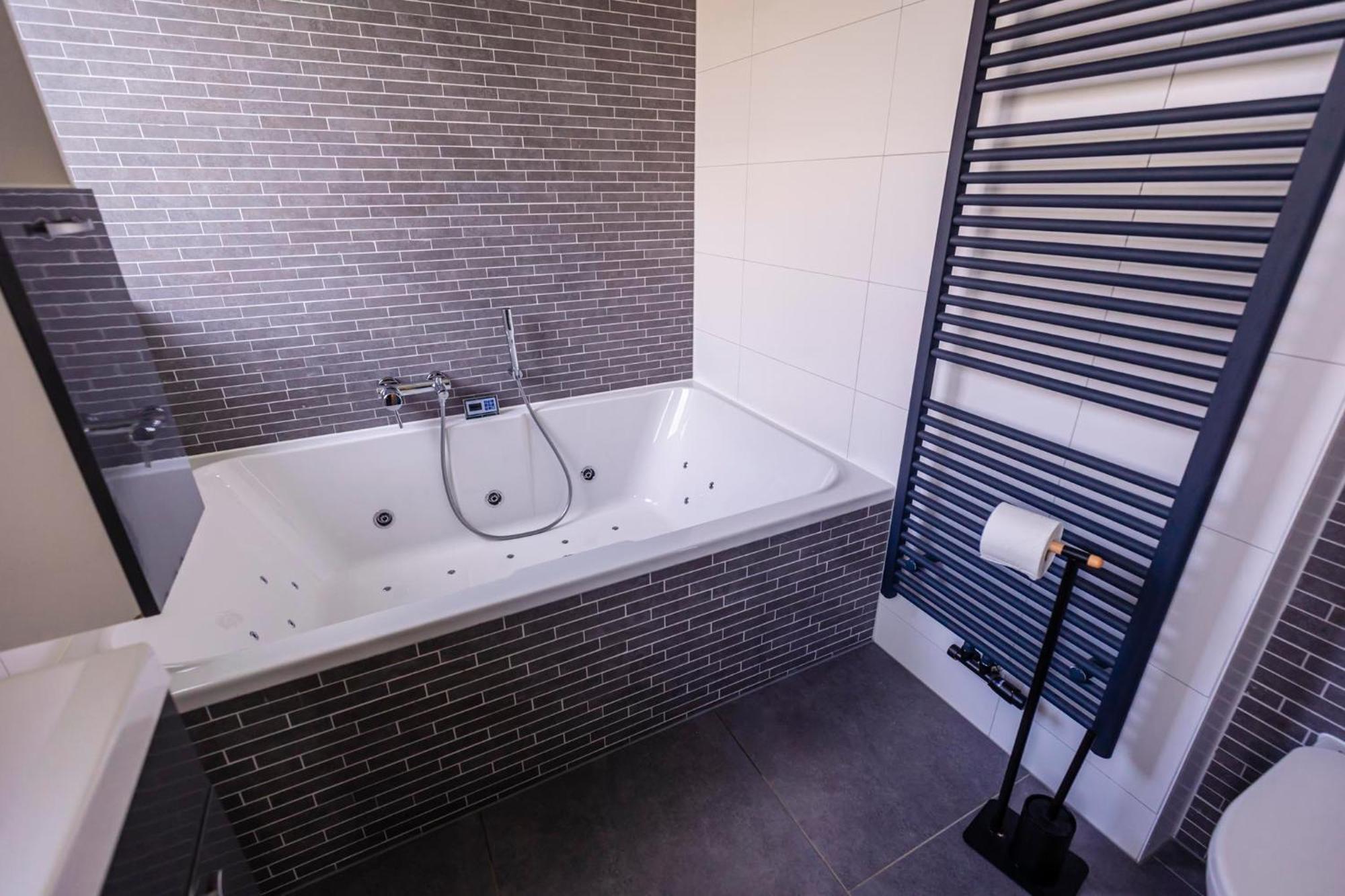 Hotel Vakantiepark 'T Broeckhuys Ewijk Habitación foto